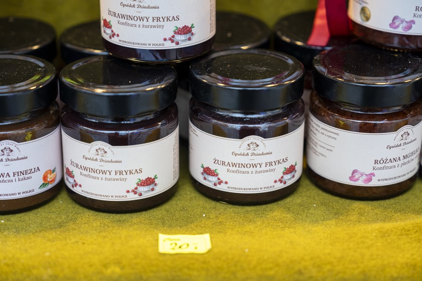 Jarmark Bożonarodzeniowy 2024 we Wrocławiu - na zdjęciach produkty, które można kupić na jarmarku